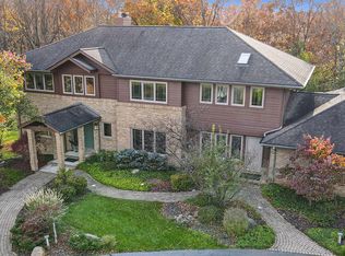 5612 Meadow Ln, Ann Arbor, MI 48105
