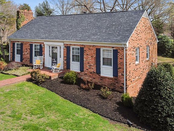 2nd image of 152 Ginger Dr