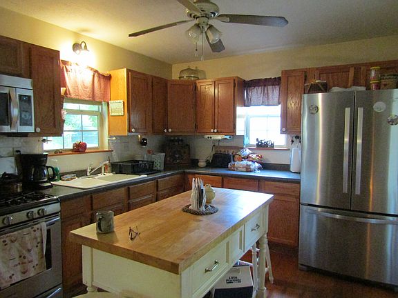 5th image of 408 Lantana Dr