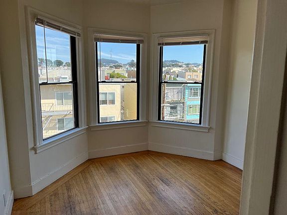 3rd image of 4101 Lincoln Way APT 310