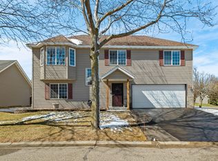 1200 Aspen Ct, Farmington, MN 55024