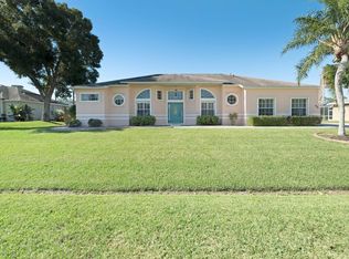 694 Hunan St NE, Palm Bay, FL 32907
