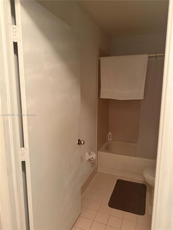 5943 SW 162nd Pl, Miami, FL - More