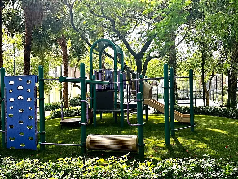6500 W Sample Rd #6500 — Photo 38