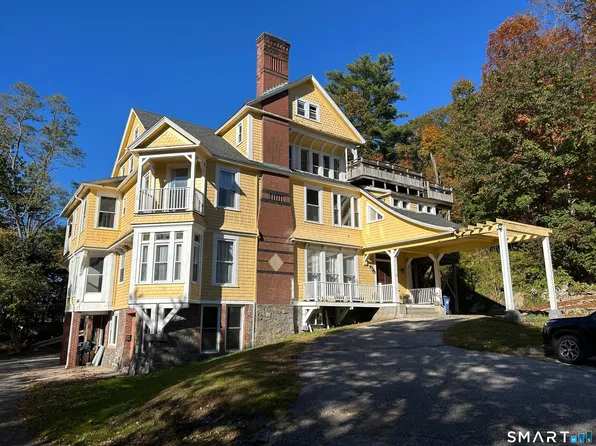 6 Beech Dr, Norwich, CT