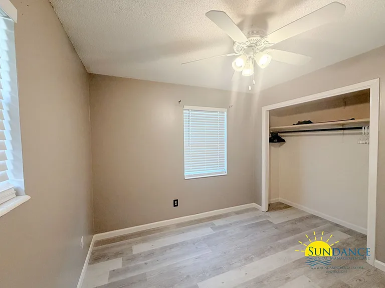 166 Marcia Dr — Photo 16