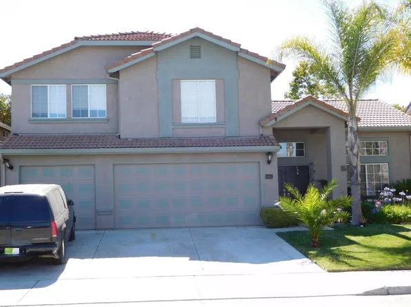 1040 Hickory Ct, Hollister, CA 95023