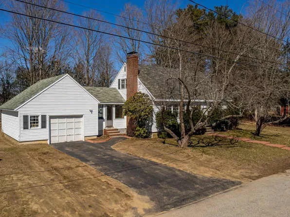 4 Ruel Street, Somersworth, NH 03878