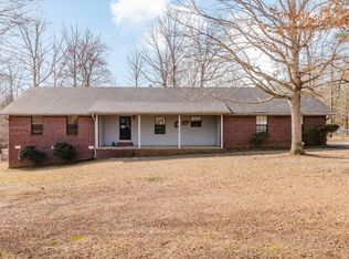 8511 Russwood Ln W, Mabelvale, AR 72103