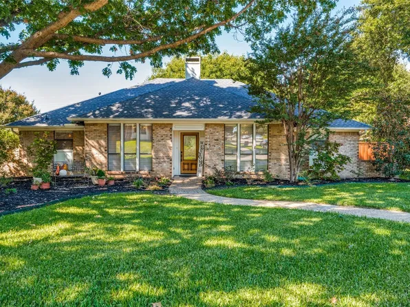 2929 Mesquite Dr, Carrollton, TX 75007