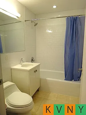 Rented by KVNY Soho | media 16