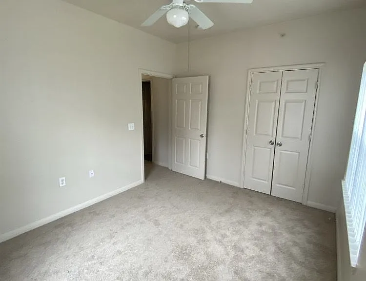 Westchester Woods Apartments — Photo 23