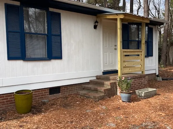 198 Forsythia Ct #A, Chapel Hill, NC 27517