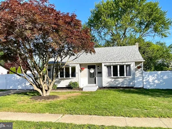 106 Anderson Rd, Newark, DE 19713