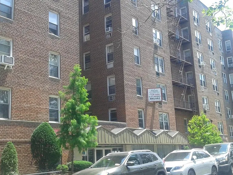 2665 Homecrest Ave #2 — Photo 1