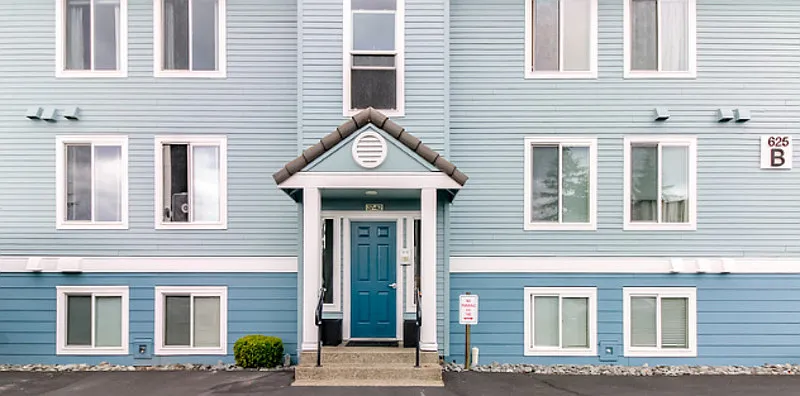 2 bed, 2.0 bath, 963 sqft, $2,199 — Photo 2