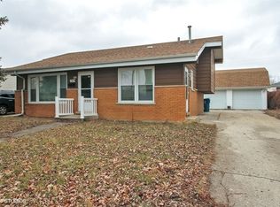 511 Parnell Ave, Chicago Heights, IL 60411