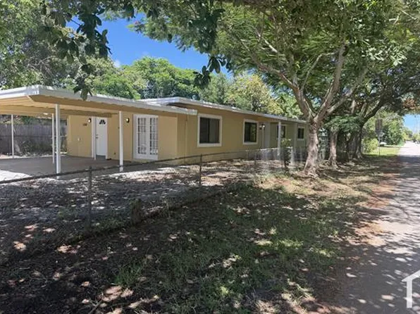 1200 NW 7th Ter, Fort Lauderdale, FL 33311