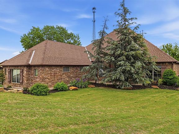 3rd image of 4608 Riata Cir