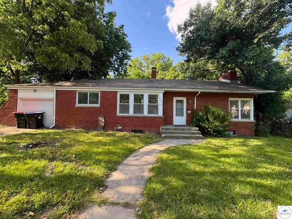 603 Broad St, Warrensburg, MO 64093