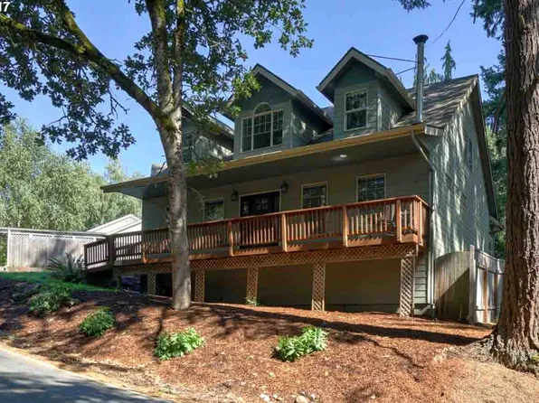 520 College Dr NW, Salem, OR 97304