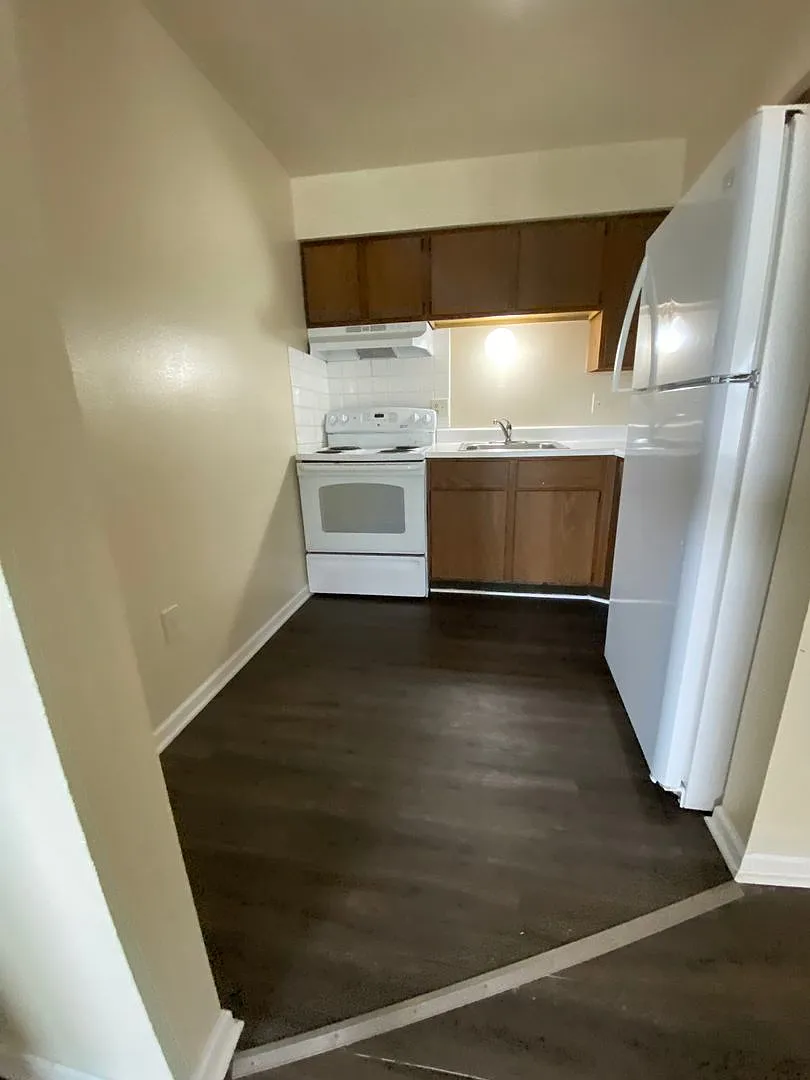 7501 W. Green Tree Rd. — Photo 3