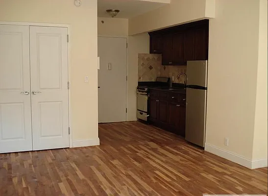 Rented by Gotham City Realty Group | media 18