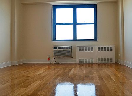 3rd image of 341 10th St APT 15D