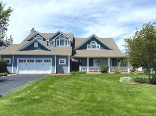 6051 Southfield Ln, Oswego, IL 60543