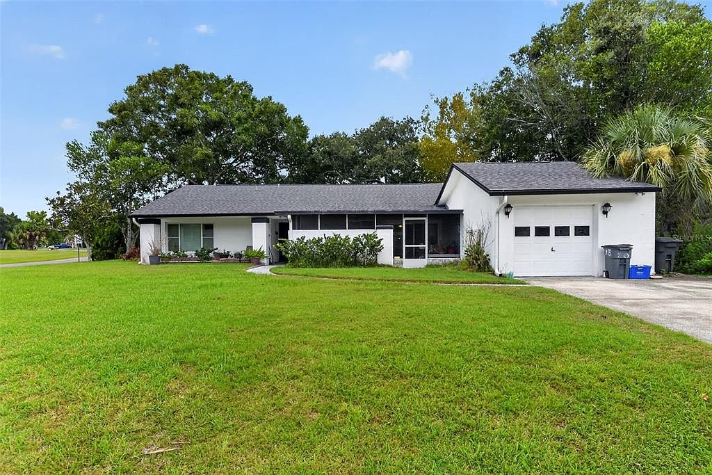 30 CASPER DRIVE — Palm Harbor Golf Club