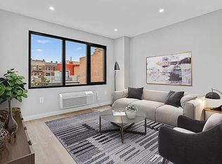 30-38 31st St #3A, Astoria, NY 11102