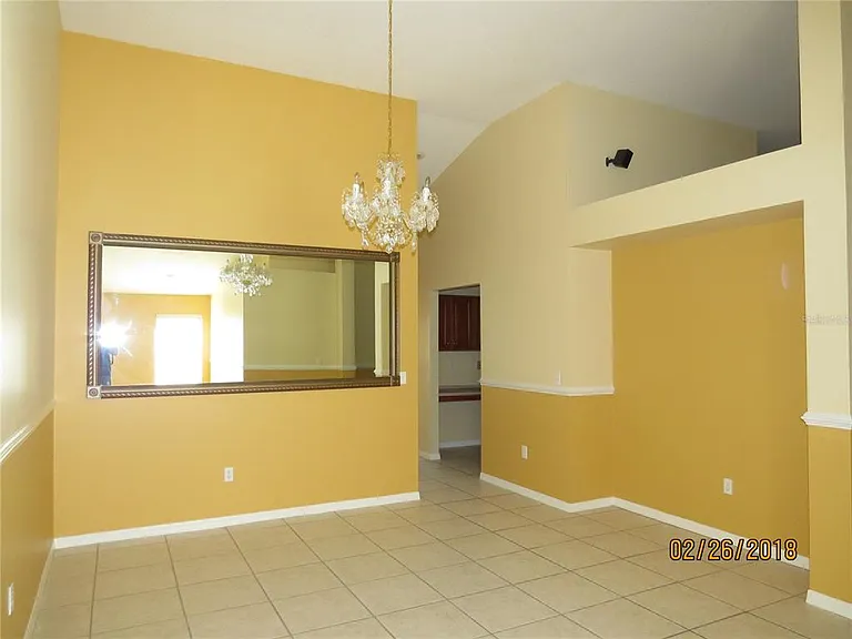9427 Hunters Pond Dr — Photo 4