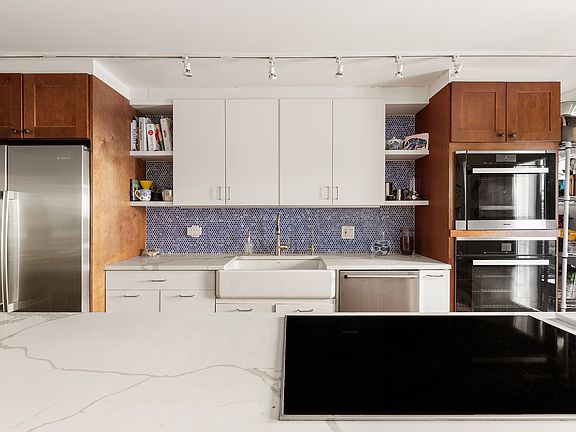 4th image of 259 W 132nd St #1