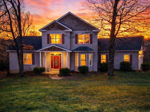 224 Mountain Crest Dr