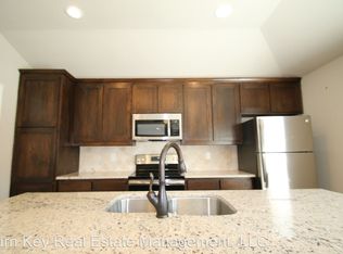 1332 White Sand Dr, Azle, TX 76020