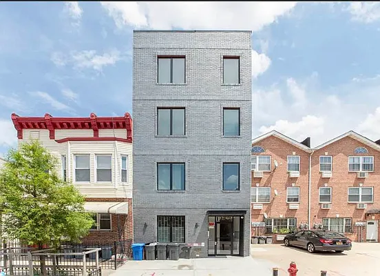 Rented by Delmark Realty LLC | media 14