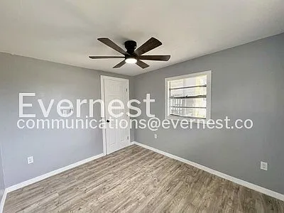 669 Avenue B NW #9 — Photo 9
