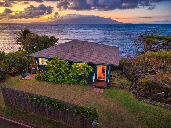 9916 Kamehameha V Hwy, Kaunakakai, HI 96748