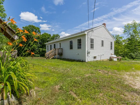 333 N Raymond Rd, New Gloucester, ME 04260