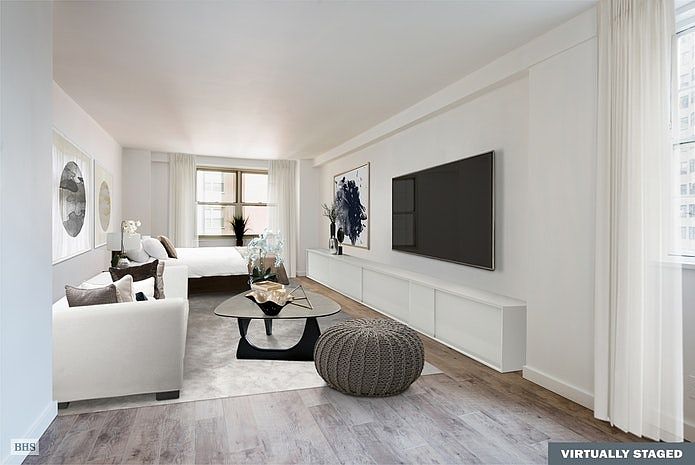 1st image of 520 E 72nd St APT 9R
