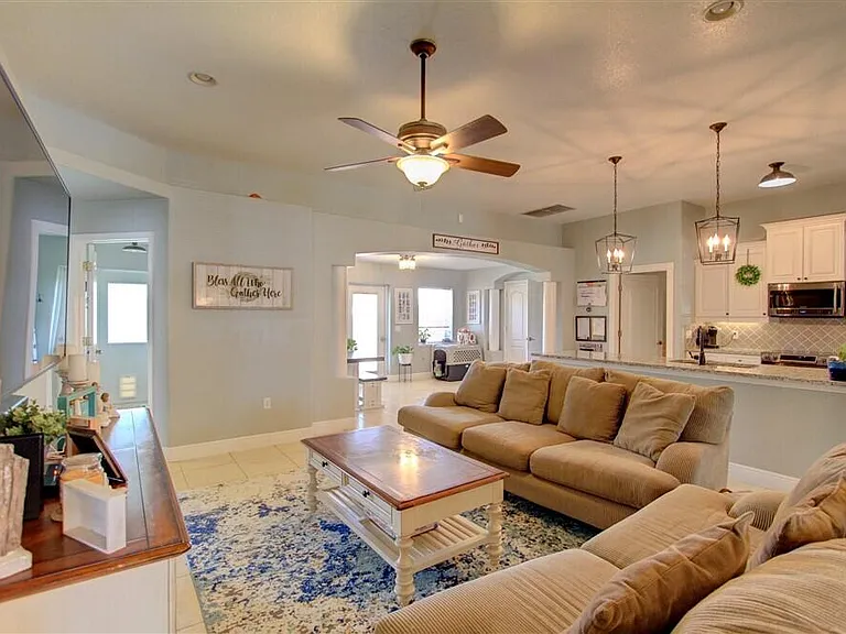 125 Palm Cir — Photo 4