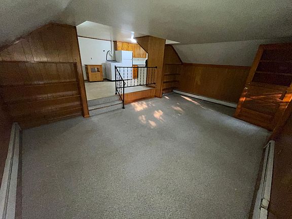 4th image of 214 Center St #1