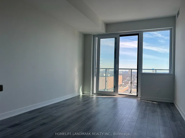 15 Ellerslie Ave #2211 — Photo 15