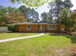 1000 Robinwood Rd, Aberdeen, NC 28315