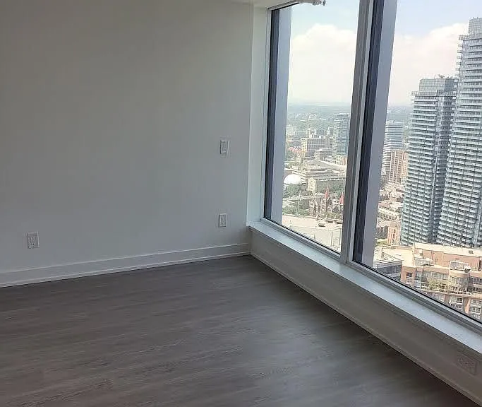 8 Wellesley St W #5505 — Photo 12
