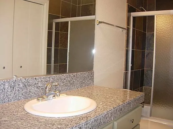 8748 Kelley Dr — Photo 8