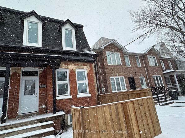 Townhomes For Rent in Long Branch Toronto - 4 Rentals