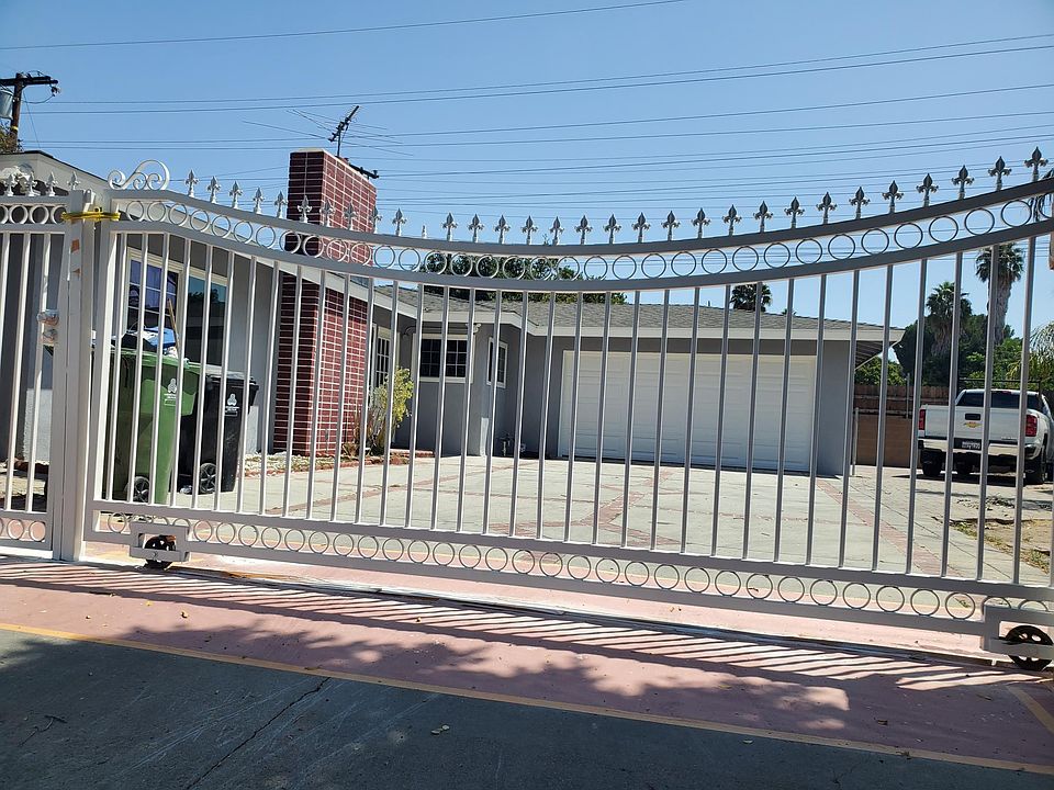 Front gate