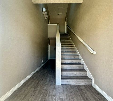 2nd image of 305 N 13th St #101