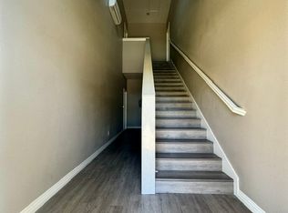 401 N 13th St #202, Rogers, AR 72756